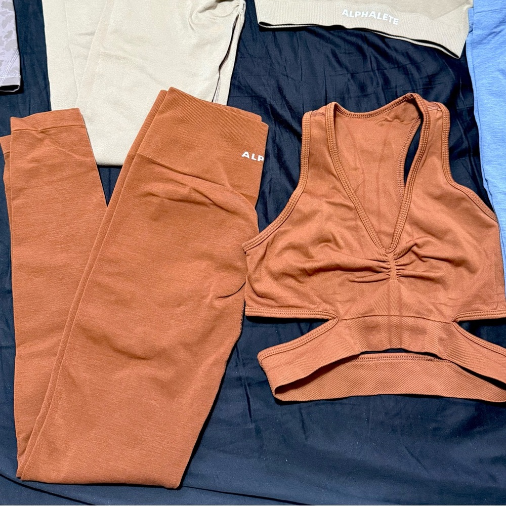 Alphalete Amplify Butterscotch Set
